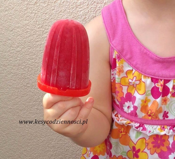 Read more about the article Jogurtowe lody truskawkowe dla dzieci